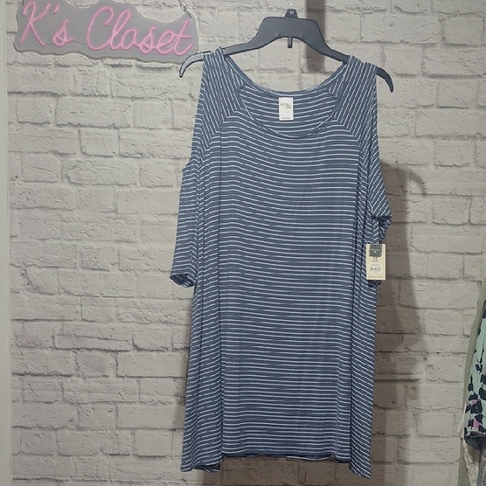 Terra & Sky Blue and White Cold Shoulder Tunic NWT (14W)